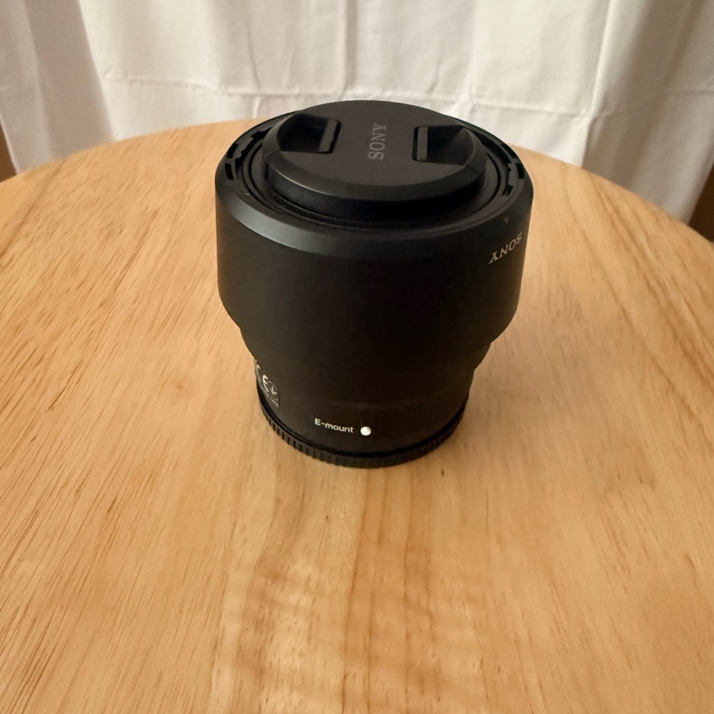 Sony 50mm f1.8 Camera Lens